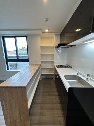 居室・リビング　※別部屋の参考写真です