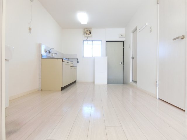 居室・リビング　同物件別部屋イメージ写真