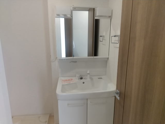 洗面設備　同仕様