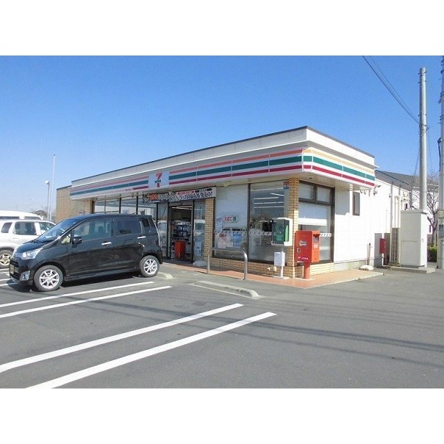 コンビニ　セブンイレブン石下大房店（コンビニ）まで184m
