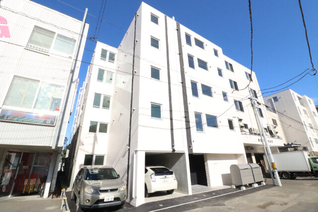 建物外観　綺麗な外観です♪