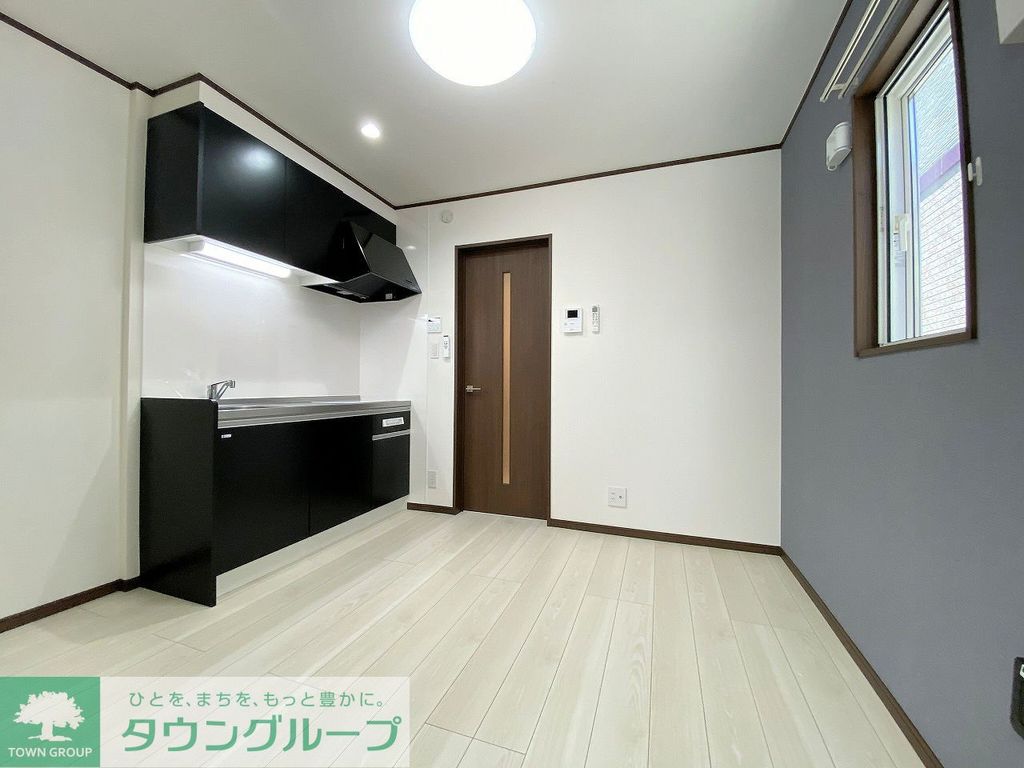 Astareevaの居間写真