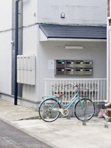 エントランス　開放的なエントランス♪