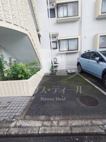 駐車場　駐車場があります