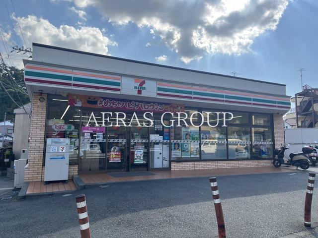 コンビニ　セブン-イレブン 横浜六ツ川店（コンビニ）まで634m