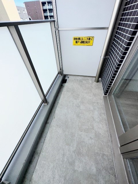 バルコニー　別部屋同仕様タイプ