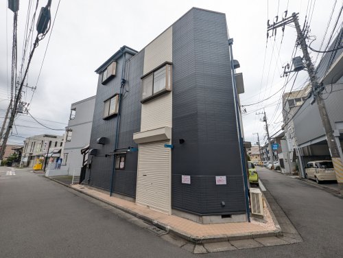 飲食店　手打ちうどん 涼太郎 所沢店（飲食店）まで269m