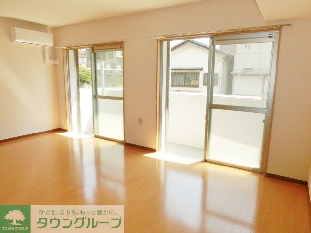居室・リビング　現地待ち合わせ歓迎♪お問合せはタウンハウジング千葉店まで！