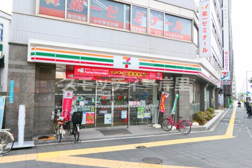 コンビニ　セブンイレブン 大阪浜口東3丁目店（コンビニ）まで366m