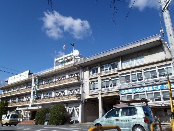 役所　長岡京市役所（役所）まで7910m