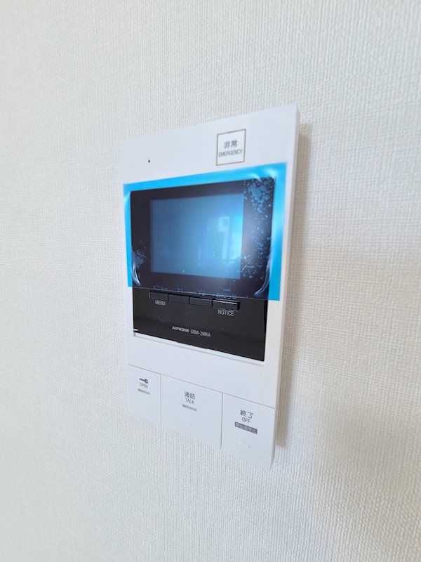 セキュリティ　モニター付きインターホン。
