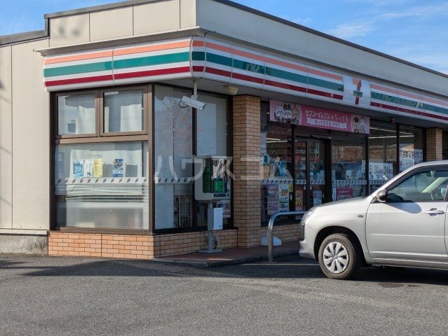 コンビニ　セブンイレブン 竜王西小前店（コンビニ）まで398m
