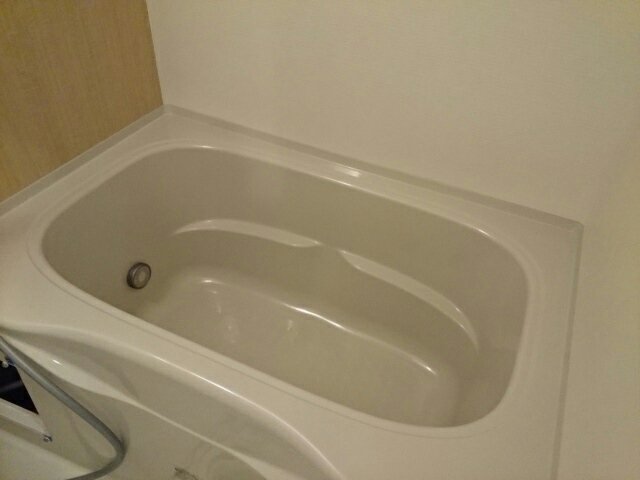 バス・シャワールーム　きれいなお風呂です