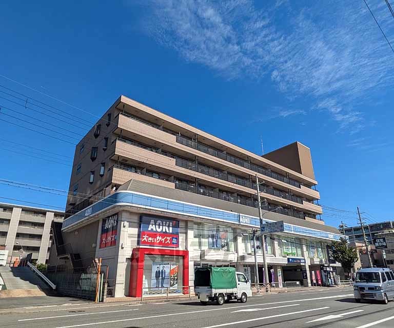 Du四条の外観写真
