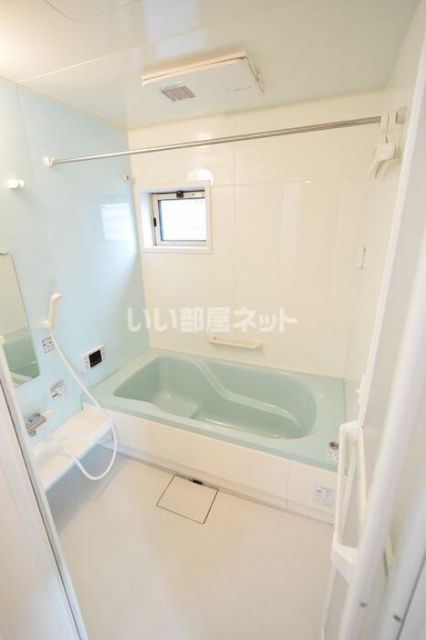 地下鉄御堂筋線 なかもず駅 徒歩10分 3階建 築16年の風呂写真