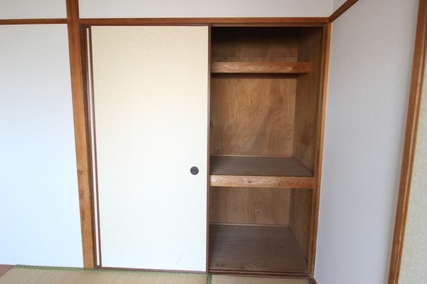 収納　※現況を優先します。