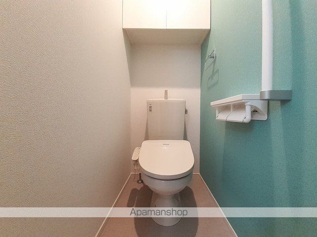 富山地鉄本線 新魚津駅 徒歩13分 2階建 築3年のトイレ写真