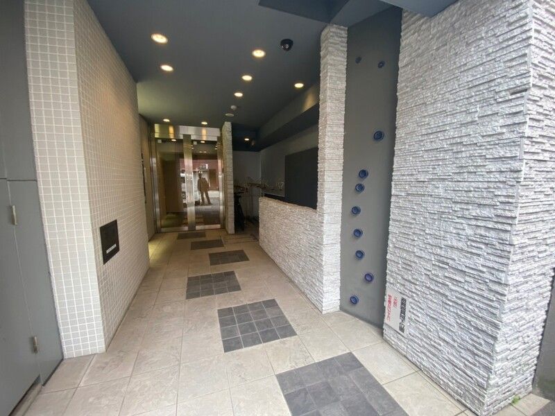 ＪＲ東西線 大阪天満宮駅 徒歩6分 11階建 築18年の外観写真