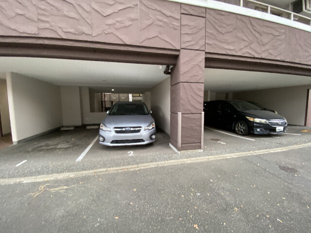 駐車場　駐車場