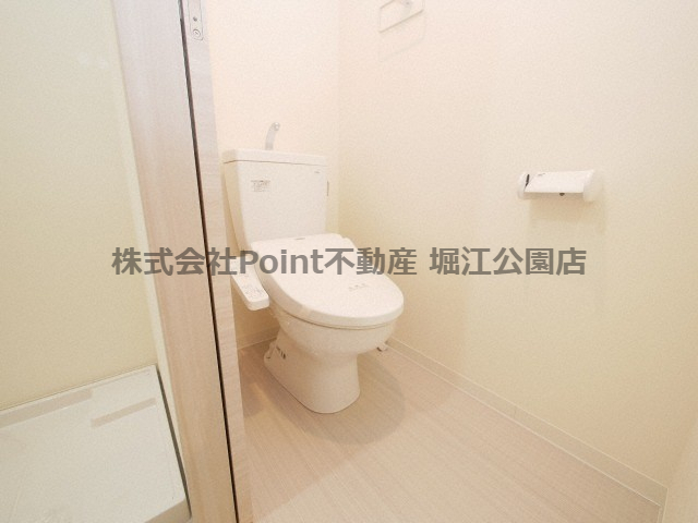 地下鉄長堀鶴見緑地線 玉造駅 徒歩2分 8階建 築7年のトイレ写真