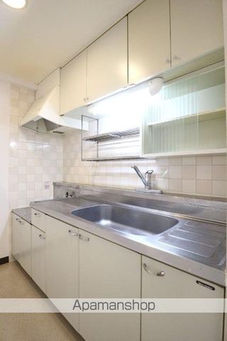 ＪＲ総武線 市川駅 徒歩8分 4階建 築36年のキッチン写真