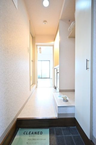 京王線 桜上水駅 徒歩2分 3階建 築37年の玄関写真