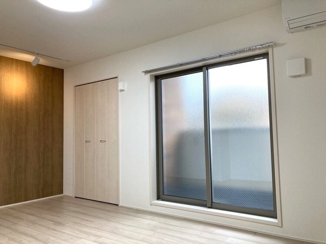 阪神本線 杭瀬駅 徒歩8分 3階建 築3年の居間写真