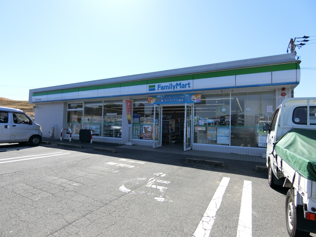 コンビニ　ファミリーマート 中津川千旦林店（コンビニ）まで379m