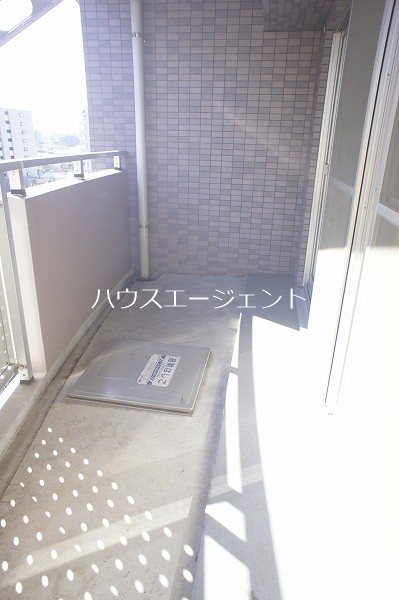 バルコニー　広々バルコニーです。※参考画像