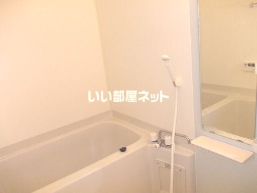 メゾン MOMOの風呂写真
