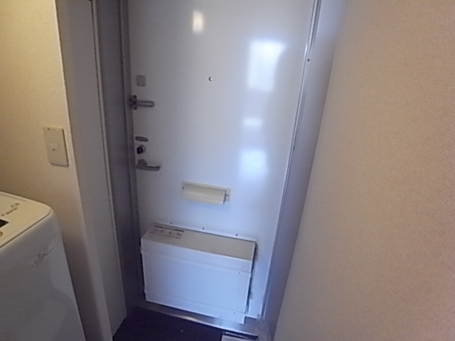 レオパレス九番町の玄関写真