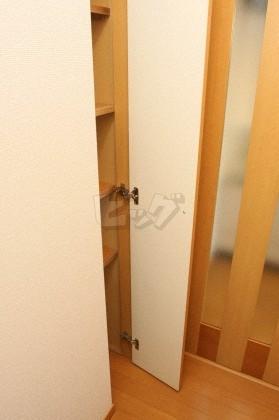 その他　大容量のシューズボックスが付いています♪