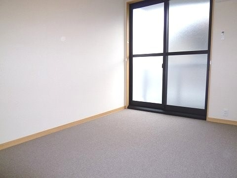 ＪＲ鹿児島本線 香椎駅 徒歩5分 3階建 築17年の居間写真