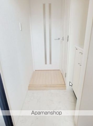 ＪＲ中央線 国分寺駅 徒歩2分 11階建 築21年の玄関写真