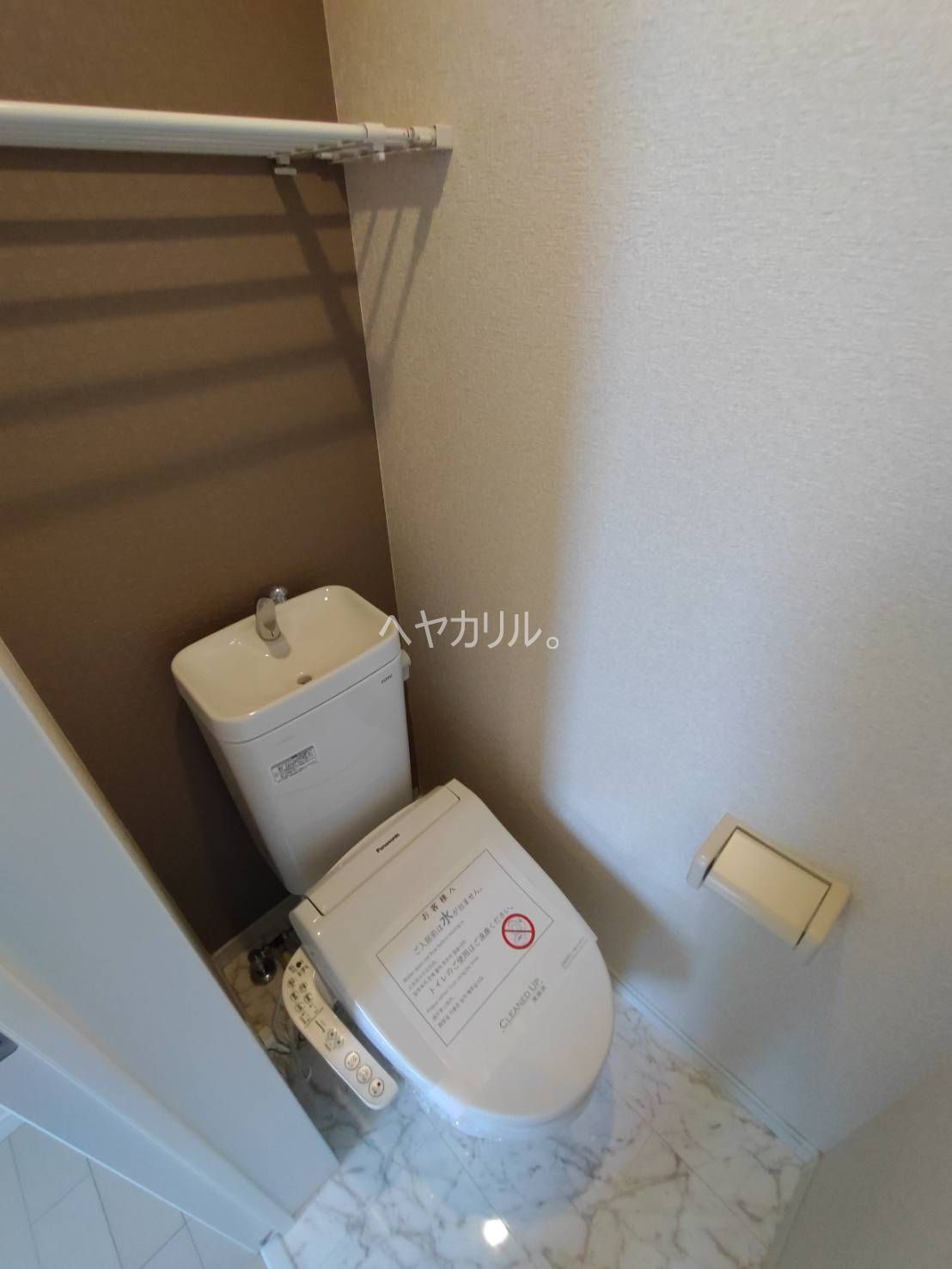 トイレ　同シリーズ参考写真