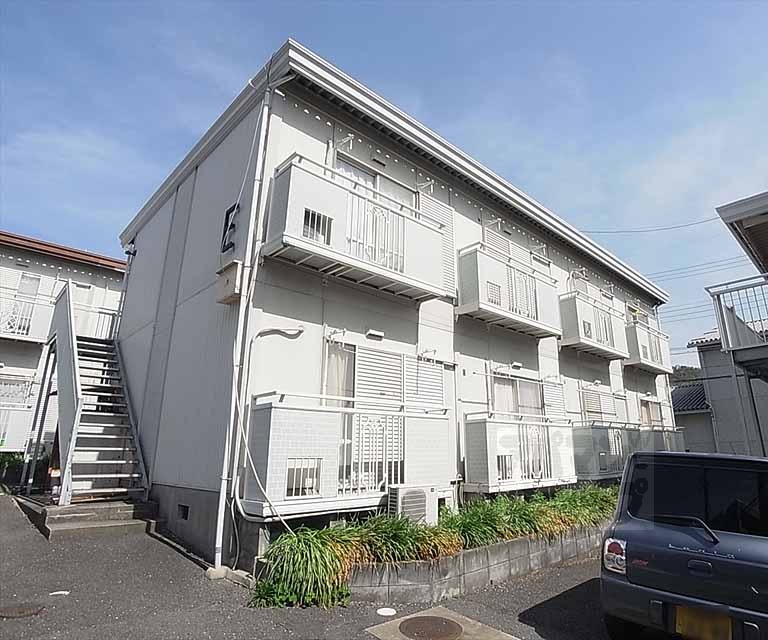 建物外観　原谷エリアのお部屋探しはアパマンショップ北大路店まで！