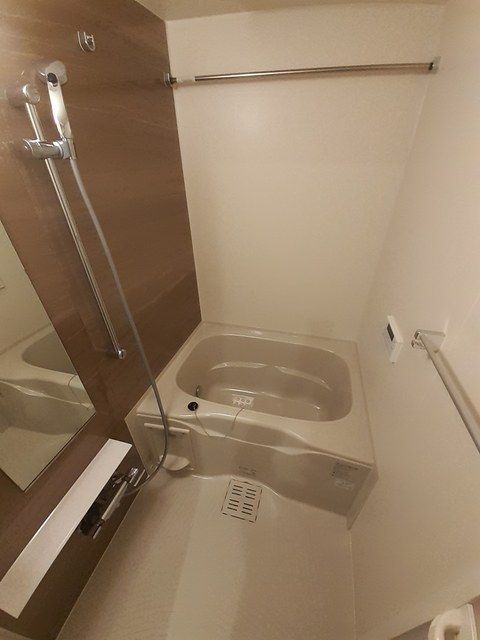 バス・シャワールーム　清潔な浴室！