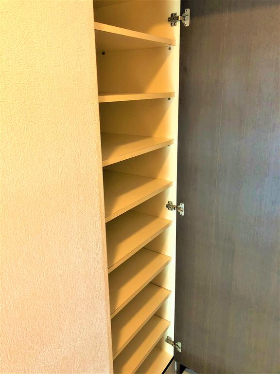 収納　シューズボックス