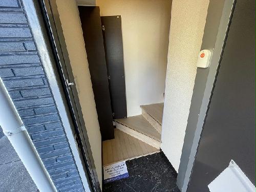 玄関　設備・仕様は号室により異なる為、現況を優先致します。