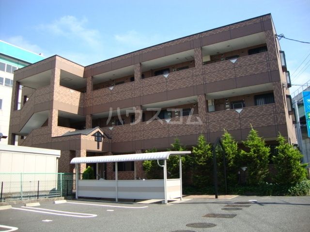 清須市春日のマンションの建物外観