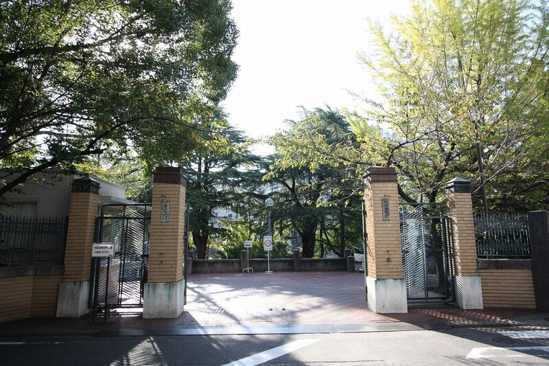 【プレサンスロジェ池下駅前の高校・高専】