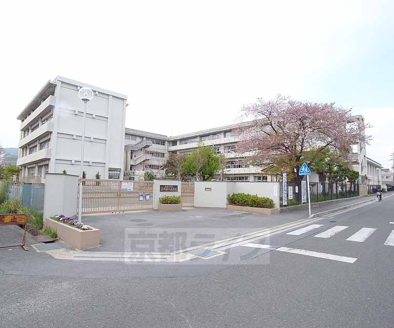 【長岡京市天神のマンションの小学校】