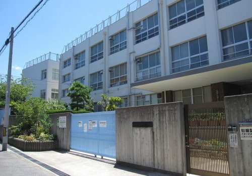 【フジパレス我孫子前駅西の小学校】