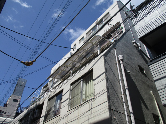 建物外観　新芳地ビル