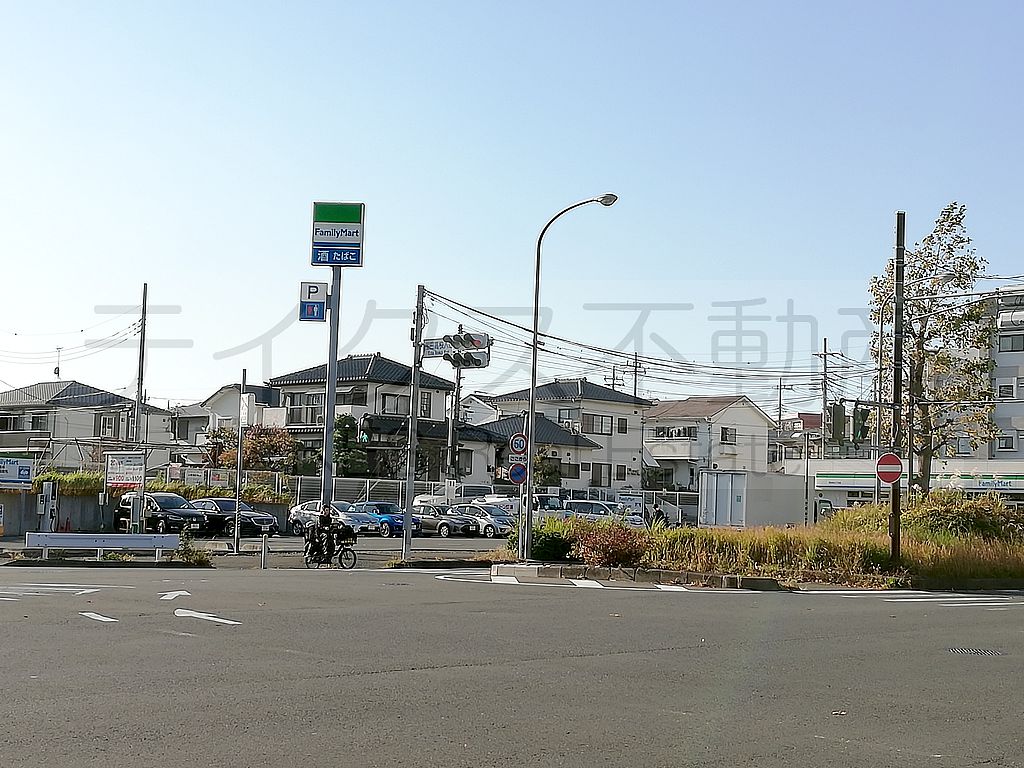 【横浜市都筑区荏田南のマンションのコンビニ】