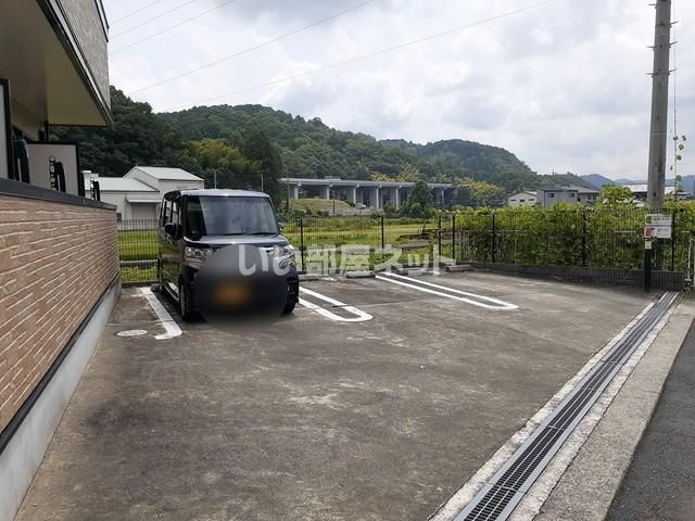 【Ｒｉｖｅｒｓｉｄｅ昶の駐車場】