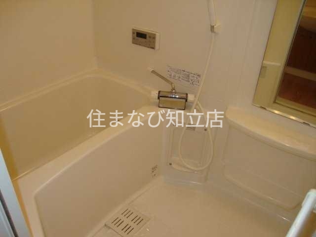 バス・シャワールーム　同型別部屋写真