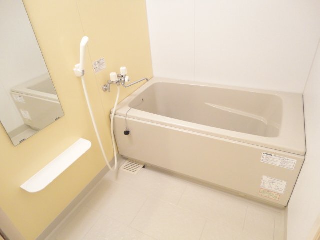 バス・シャワールーム　バス
