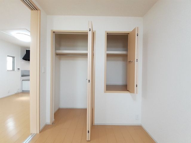 レガーロ_内装_4