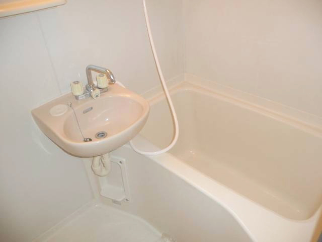 バス・シャワールーム　同仕様